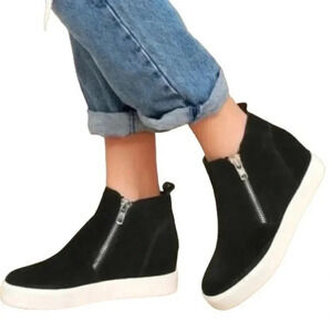 Steve Madden Caliber Black Suede Sneakers
